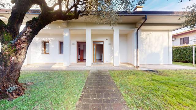 Villa con giardino a Camisano Vicentino
